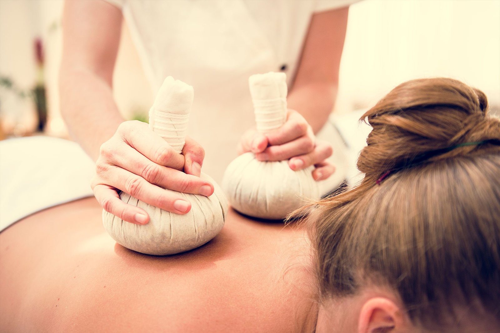 What to Expect During a Thai Home Massage Session