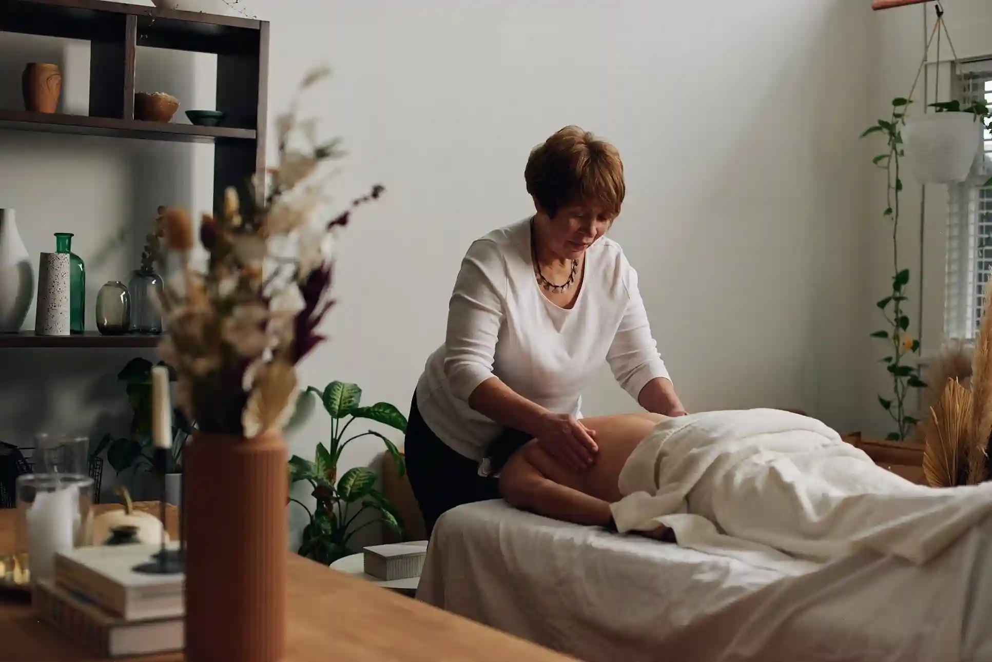 Home Massage Benefits Why More People in Bahrain Choose It