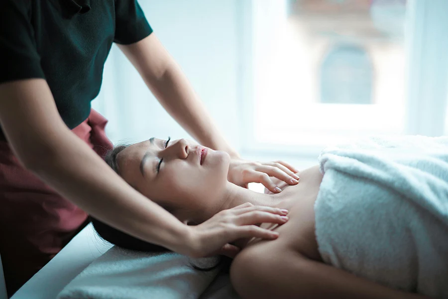 What Does a Shiatsu Session Feel Like