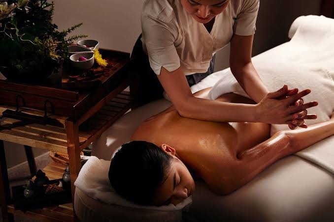 Who May Be Interested in Traditional Oil Massage